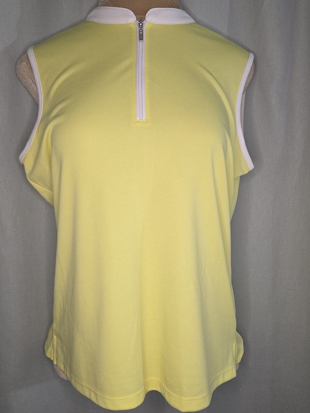 Mimosa Sleeveless Yellow Zip-Back Performance Top Size Large